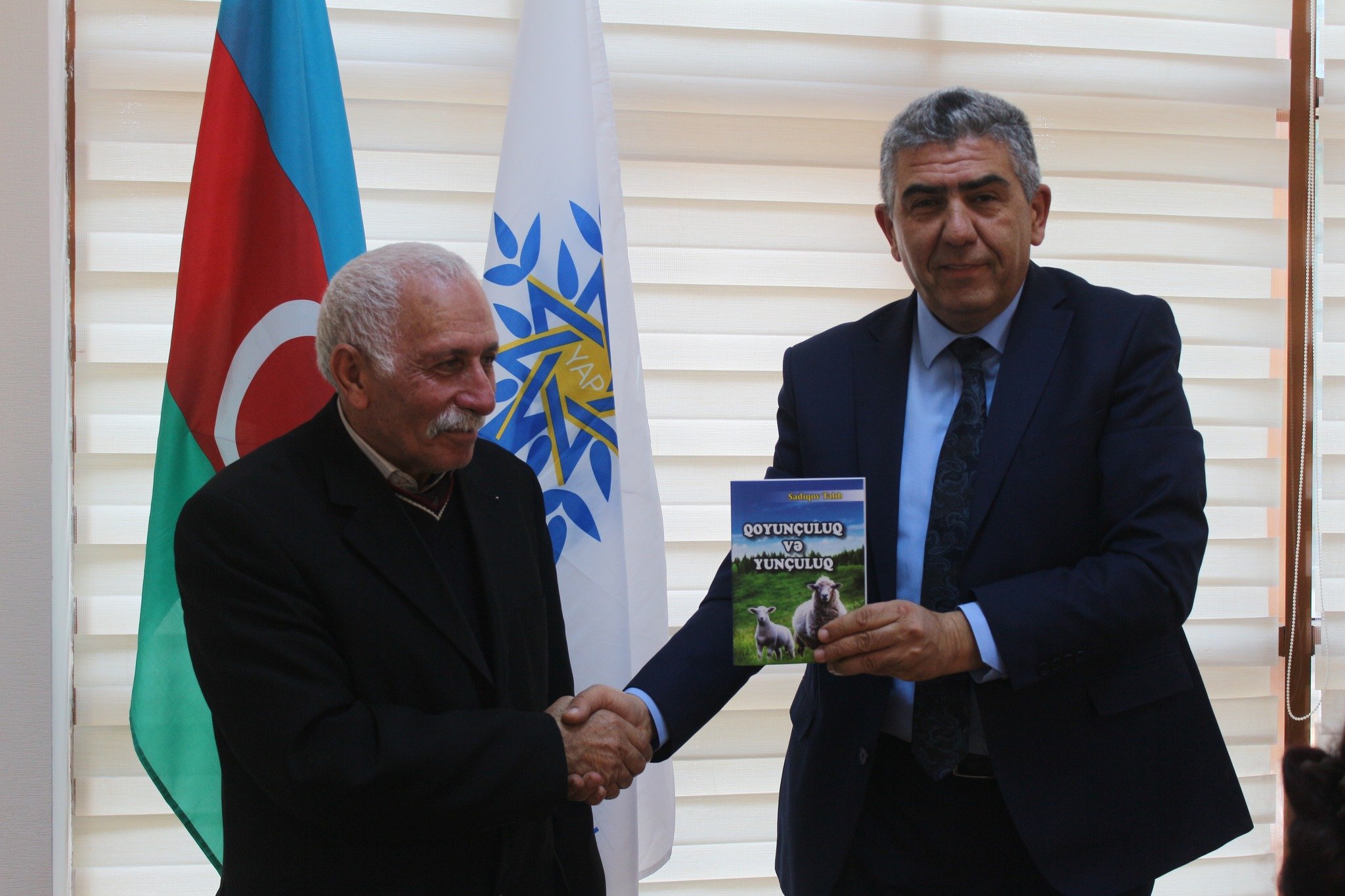Talıb Sadıqovun müəllifi olduğu "Qoyunçuluq və yunçuluq" kitabının təqdimatı keçirilib. 
