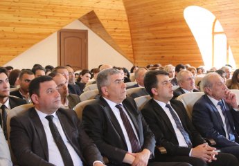“Aqrar İnkişafda Heydər Əliyev irsi” adlı elmi praktiki konfrans keçirilib.