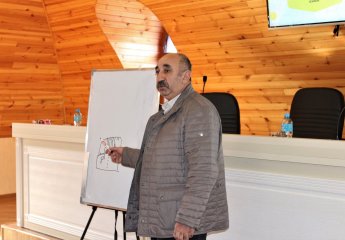 A seminar on beekeeping was held