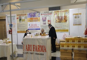 "IX Turkey Beekeeping Exhibition" was held.