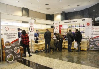 "IX Turkey Beekeeping Exhibition" was held.